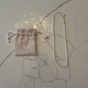 Uncommon James Pearl Choker